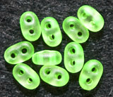 Twinbeads Glaspärla 2,5/5mm Neon Grön 25, 2 Hål 20g