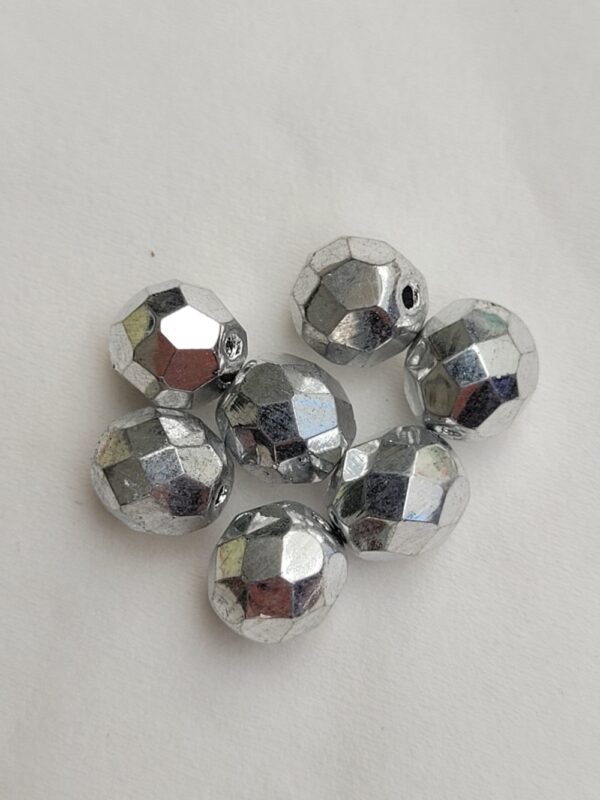 Facettslipade Runda Glaspärlor 3 mm Silver ca 50 st